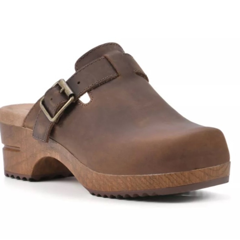 Women's Brown Leather Clogs
